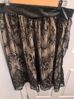 Beige and black lace skirt