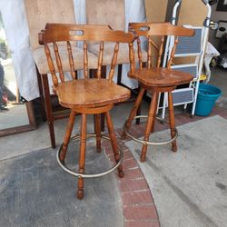 2 Vintage Stools