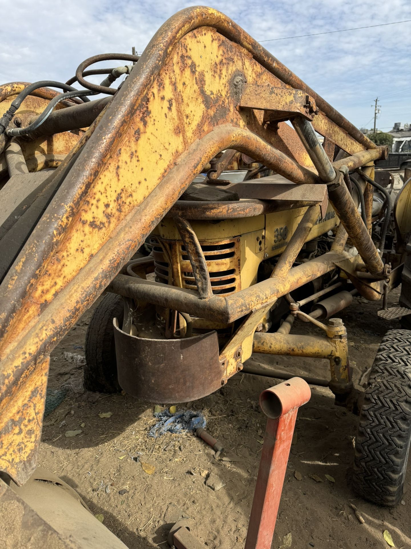 Tractor With Bucket
