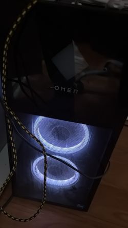 Omen Gaming PC: 3060, i5 12400F, 16 gigs of ddr4 3200 mHz ram 1TB ssd