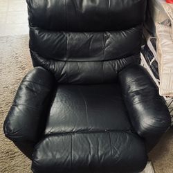 Limited Time Only! Black Leather Comfy Recliner for $80! Retails $225
