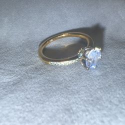 Clear Sparkling Crown Solitaire Ring 14k gold plating