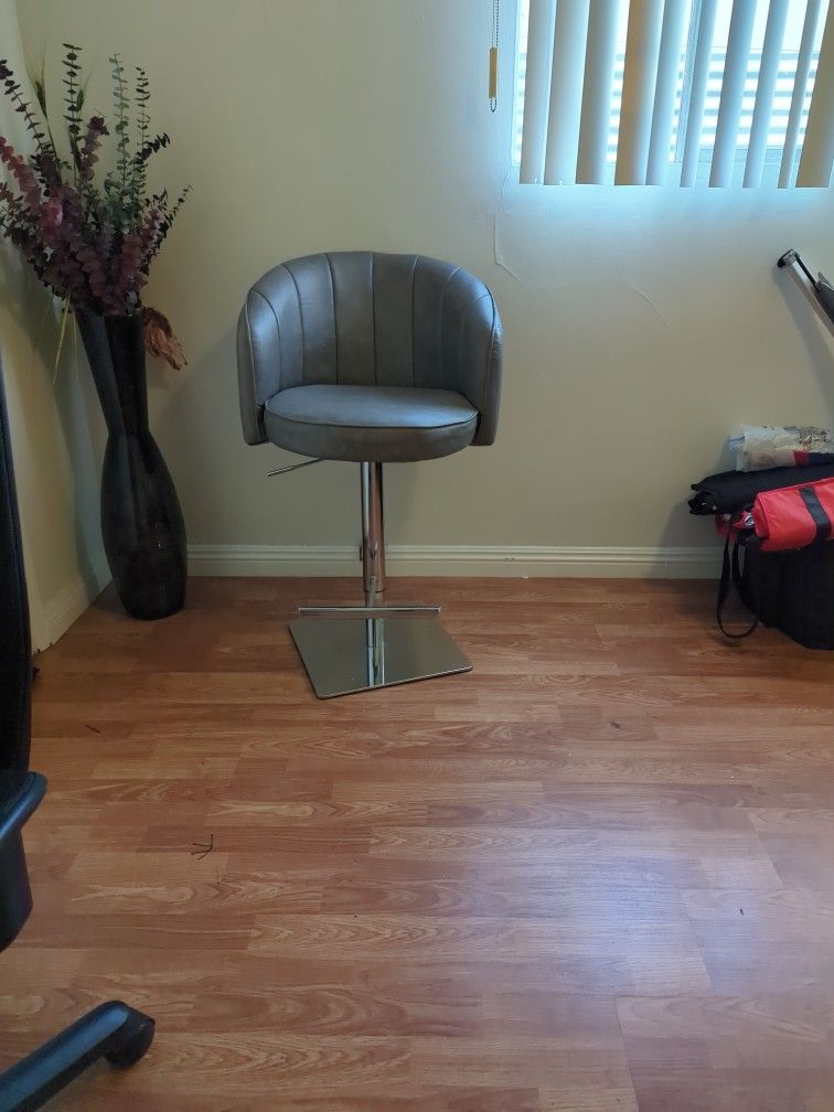 Beauty chair
