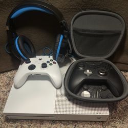 Xbox One S 1TB Bundle