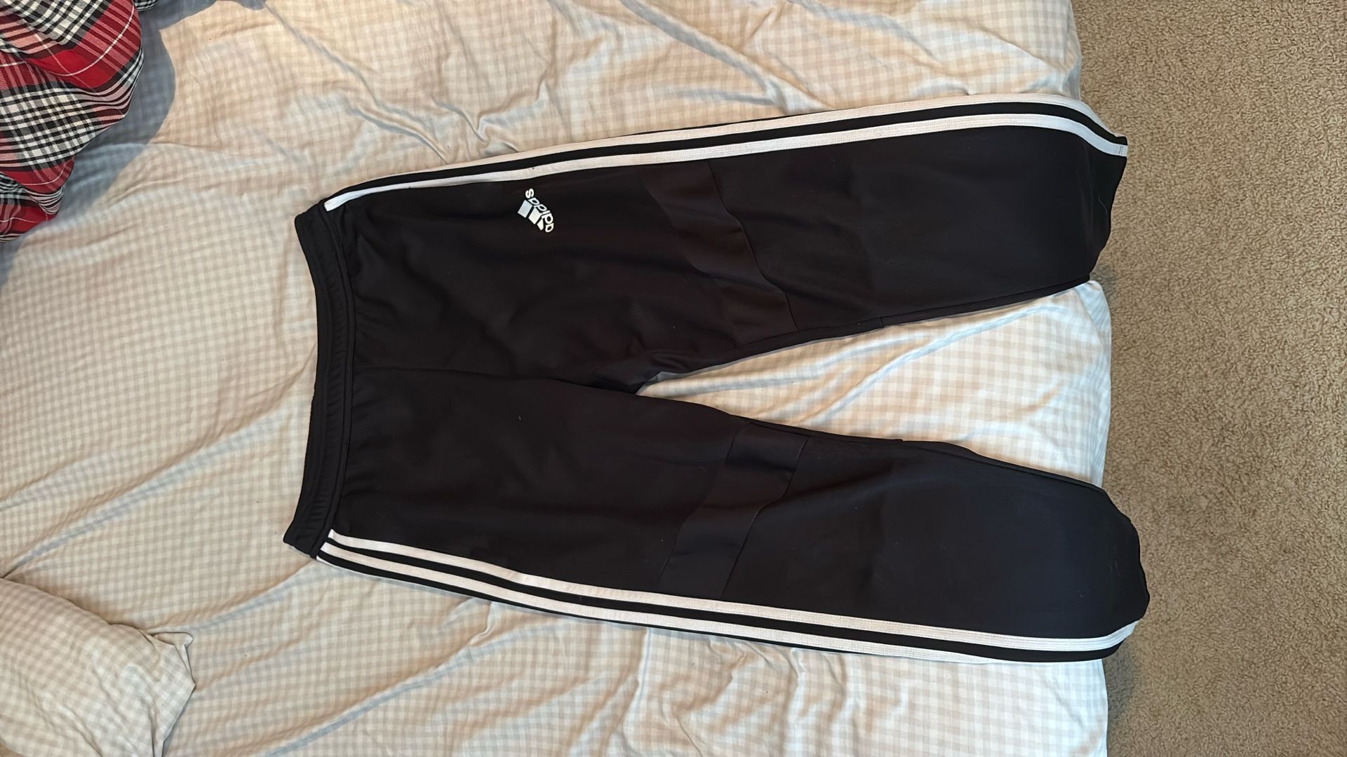 Men’s Adidas 3 Stripes Athletic Joggers Size M