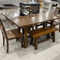 Solid Wood Dining Set///  Same Day Delivery 🚚 