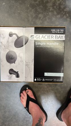 Glacier Bay Single Handle Tub And Shower Set 