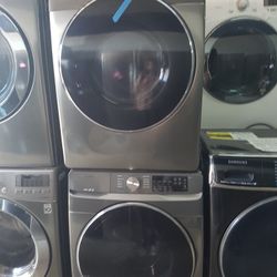 New Scratch And Dent Waaher And Dryer Set