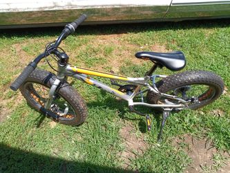 Hiland Fat tire bike 7 speed 20 inch