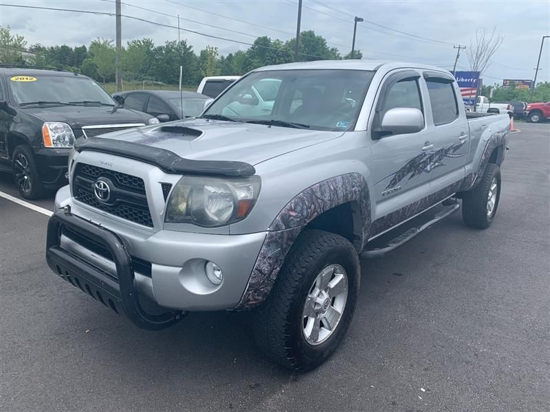 2011 TOYOTA TACOMA