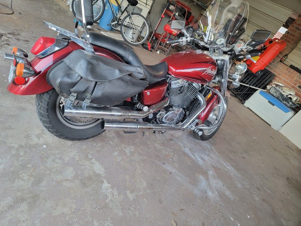 2000 Honda shado