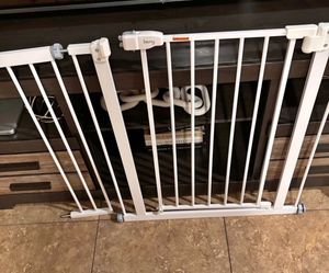 Extra Wide Pet Gate / Safety Gate - Fits Openings 29” - 42”