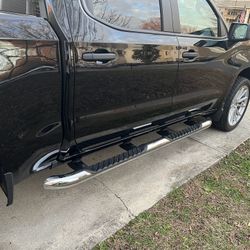 2026 Chevy Silverado Assist Step