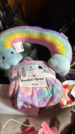 Kids Hooded Throw And Rainbow Neck Pillow
