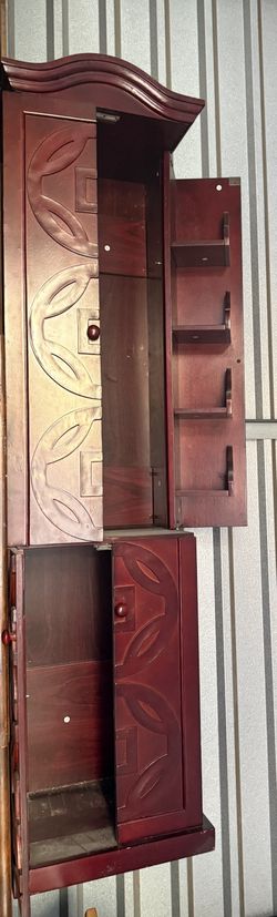 Freestanding Wood Jewelry Armoire/ Storage Cabinet