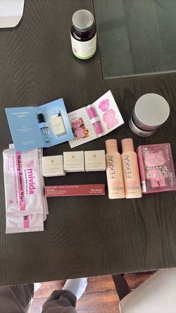 Assorted beauty supplies