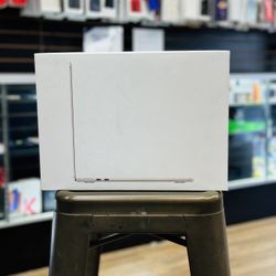 MacBook Air 13in M3 Chip 