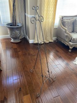 Beautiful Easel