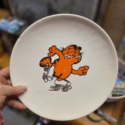 10.5" Garfield Plate  1982 On The Back