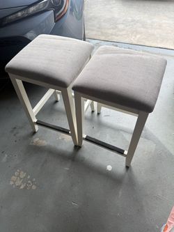 Bar stool chairs