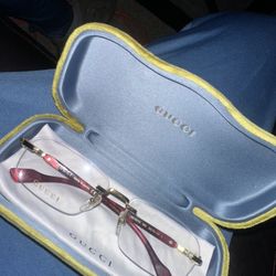 Rectangular Gucci Glasses 