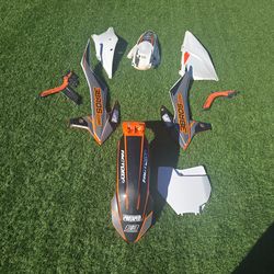 KTM Plastics Set