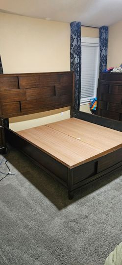 King bed frame