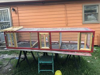 Stackable Hutch