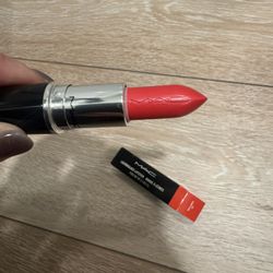 MAC Lipstick In gummy bare