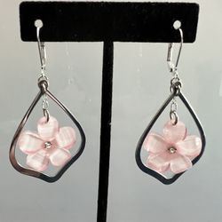Dangle Flower Earring 
