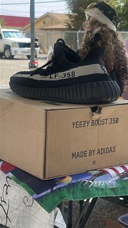 Yezzy size 10/2