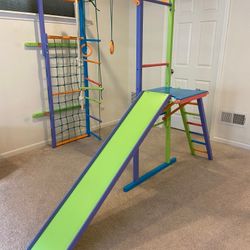 EZPlay toddler jungle gym is perfect for physical education of kids aged 18 months+