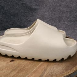 Adidas Yeezy Slides “Bone”