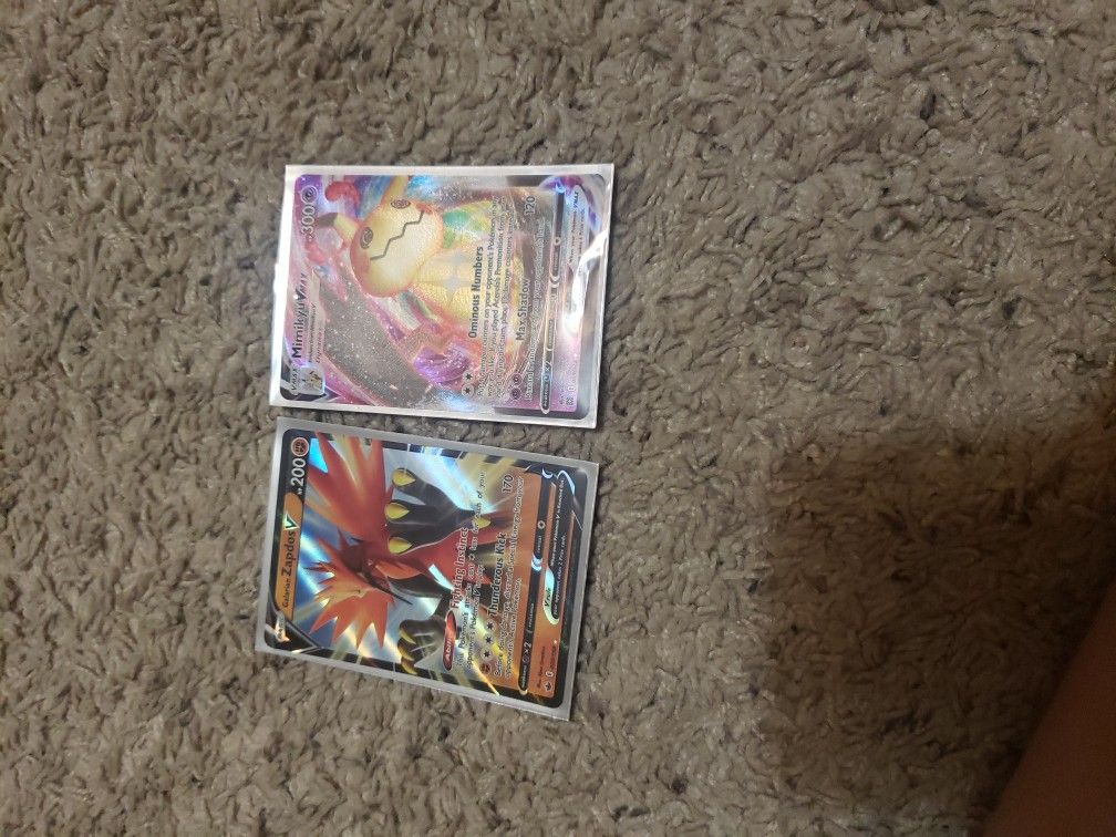 Pokémon Mimukyu Vmax And Galar Zapdos V