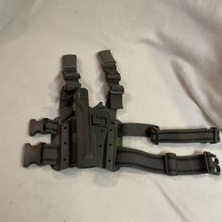 DROP-LEG HOLSTER 