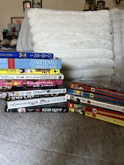 LOTS OF CHEAP MANGA 