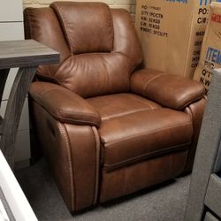 Brand New Reclining Chair