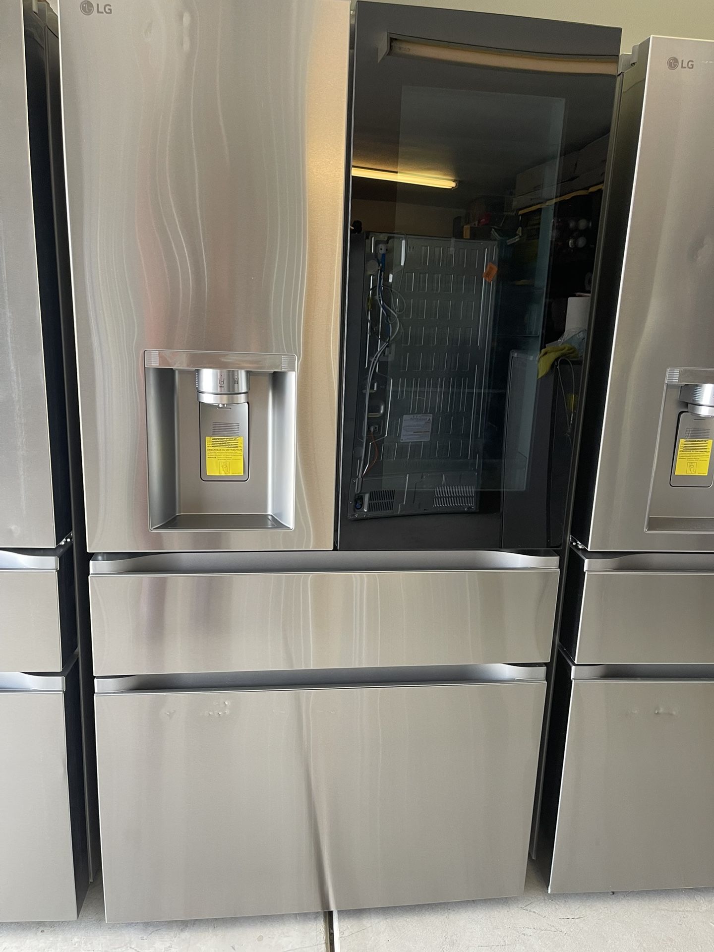 LG 29 cu. ft. Smart InstaView Standard-Depth MAX 4-Door French Door Refrigerator with Full-Convert D