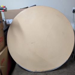 2 Round Tables, Seats 8