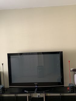$135 50” SAMSUNG PLASMA TV