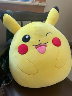 Pokemon pikatchu plush