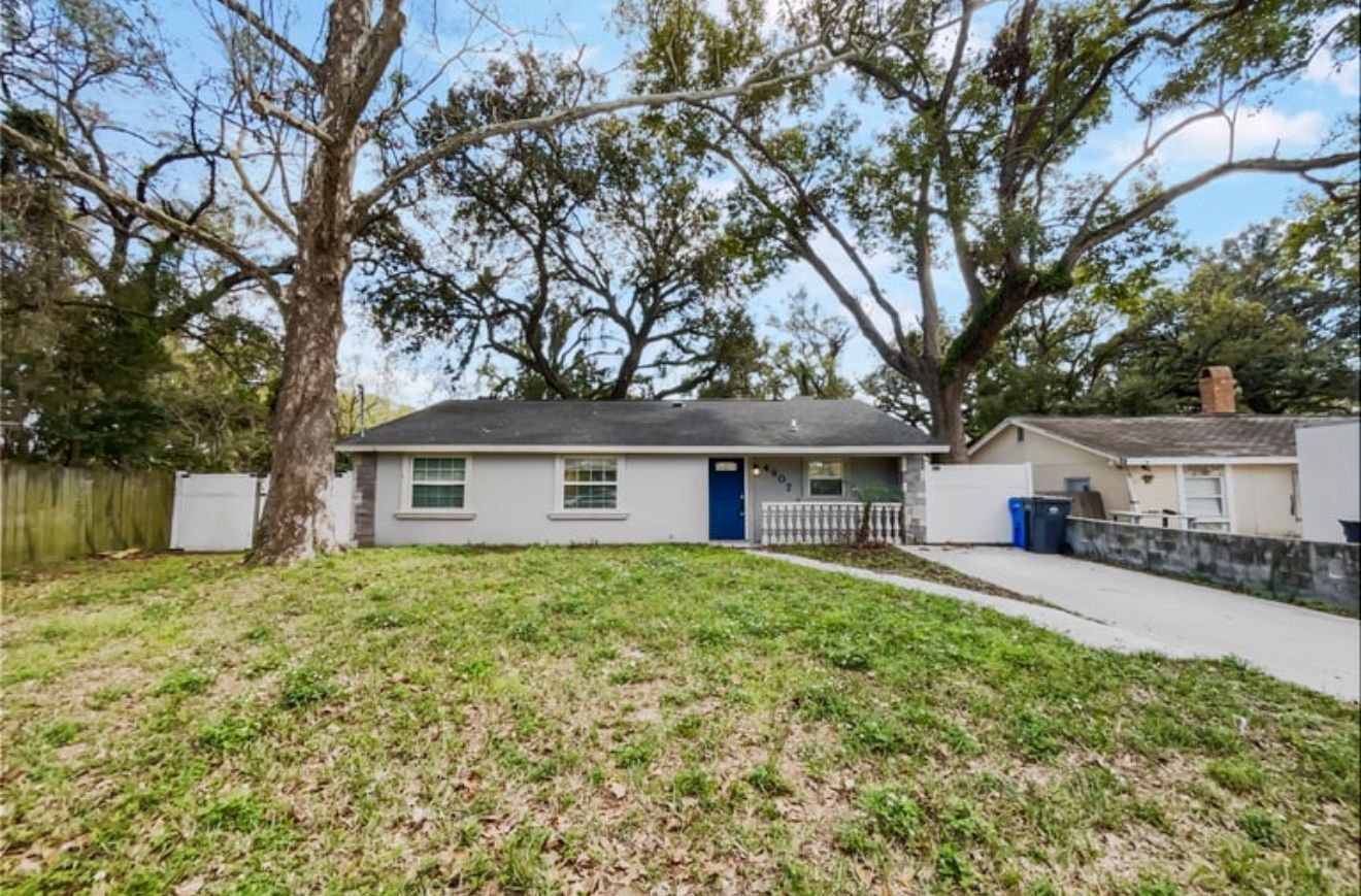 Charming 3 Bedroom House In Peaceful Neighbourhood