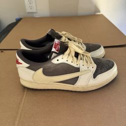 Jordan 1 Low Reverse Mocha Size 8.5