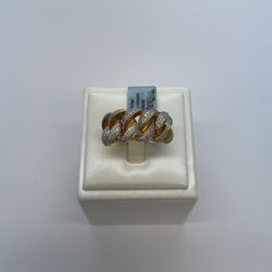 10K GOLD DIAMOND MIAMI CUBAN RING. NEW.  