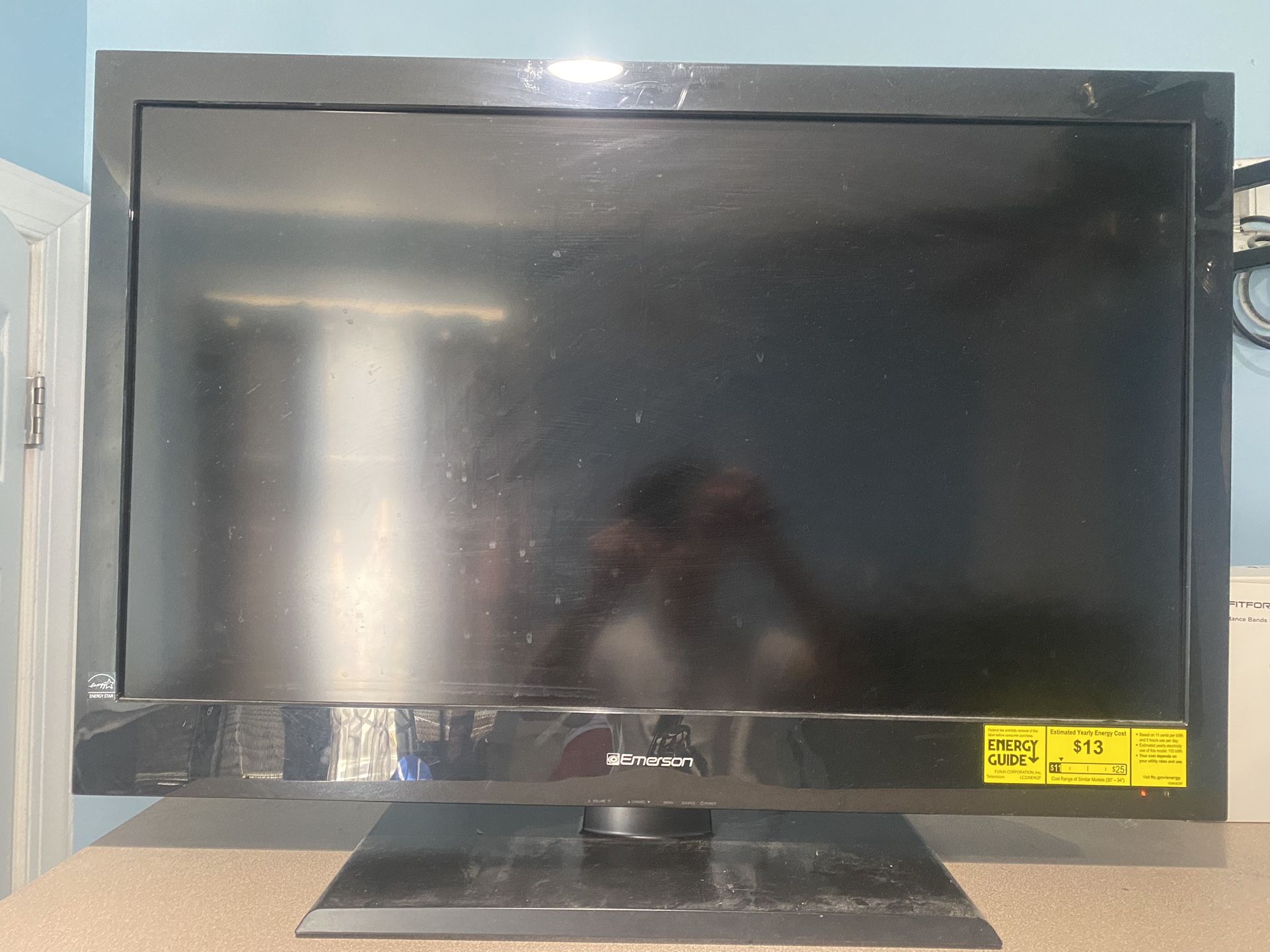 Emerson 30 Inch TV