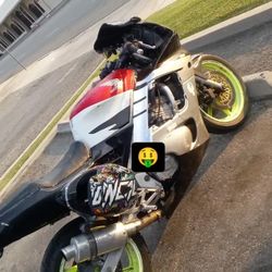 CBR F3 600(contact info removed)