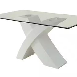 White X Lacquer Dining Table