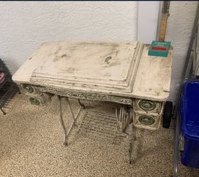 Antique Singer Machine 