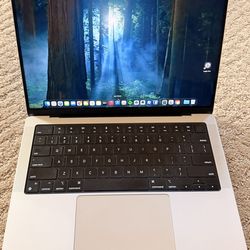 MacBook Pro 14" M2 Pro (19-Core GPU)