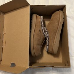 Girls UGGs